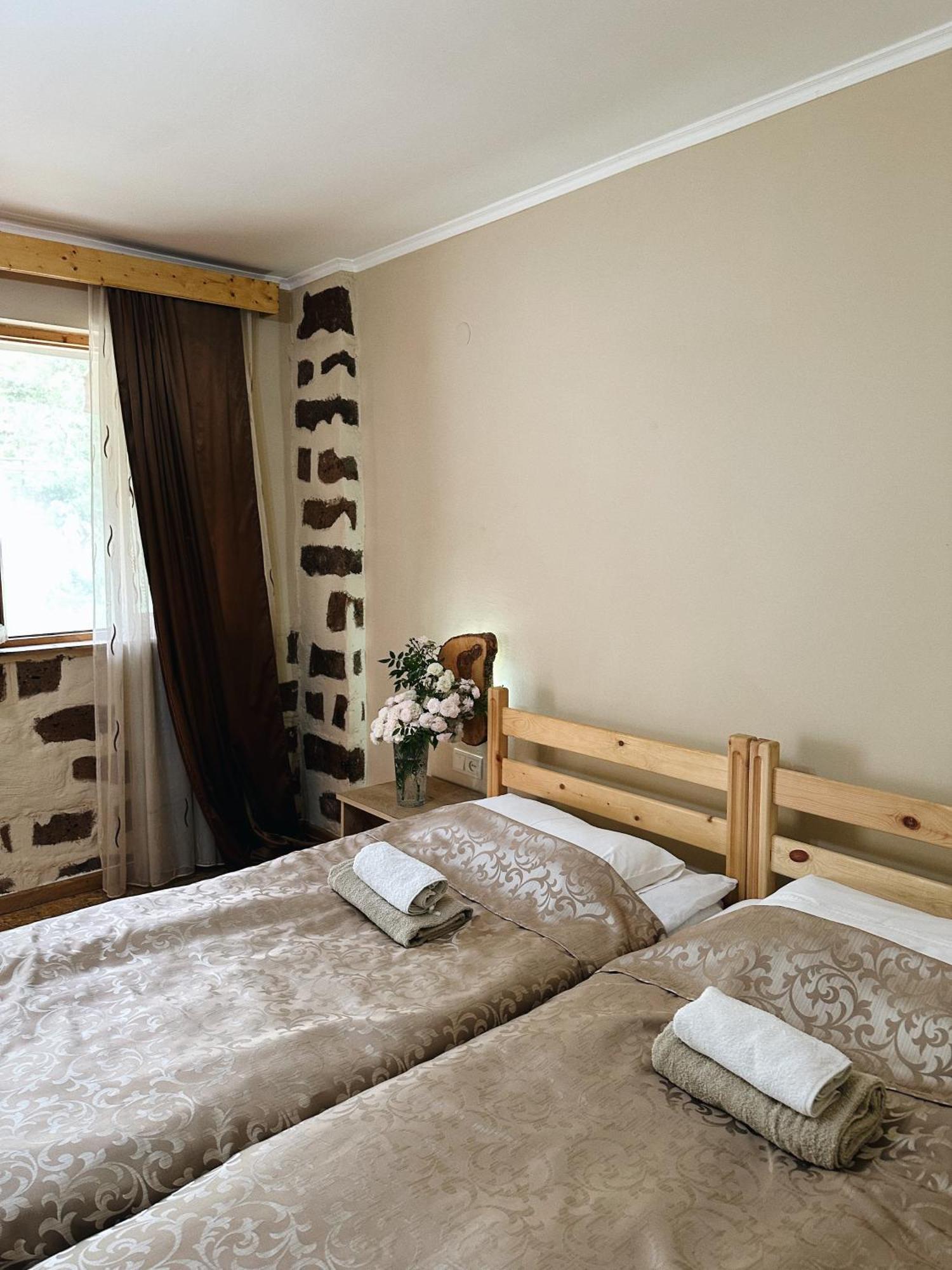 Hovek Guest House 迪利然 外观 照片