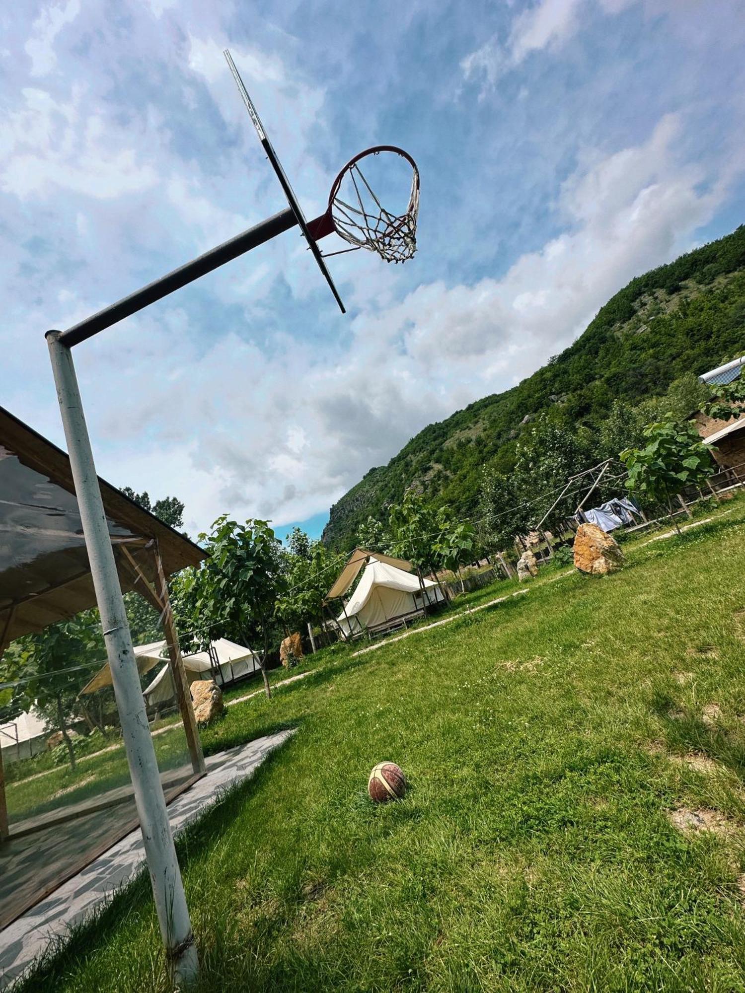 Hovek Guest House 迪利然 外观 照片